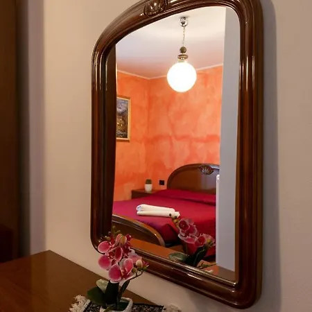 San Michele Hotel Tirano